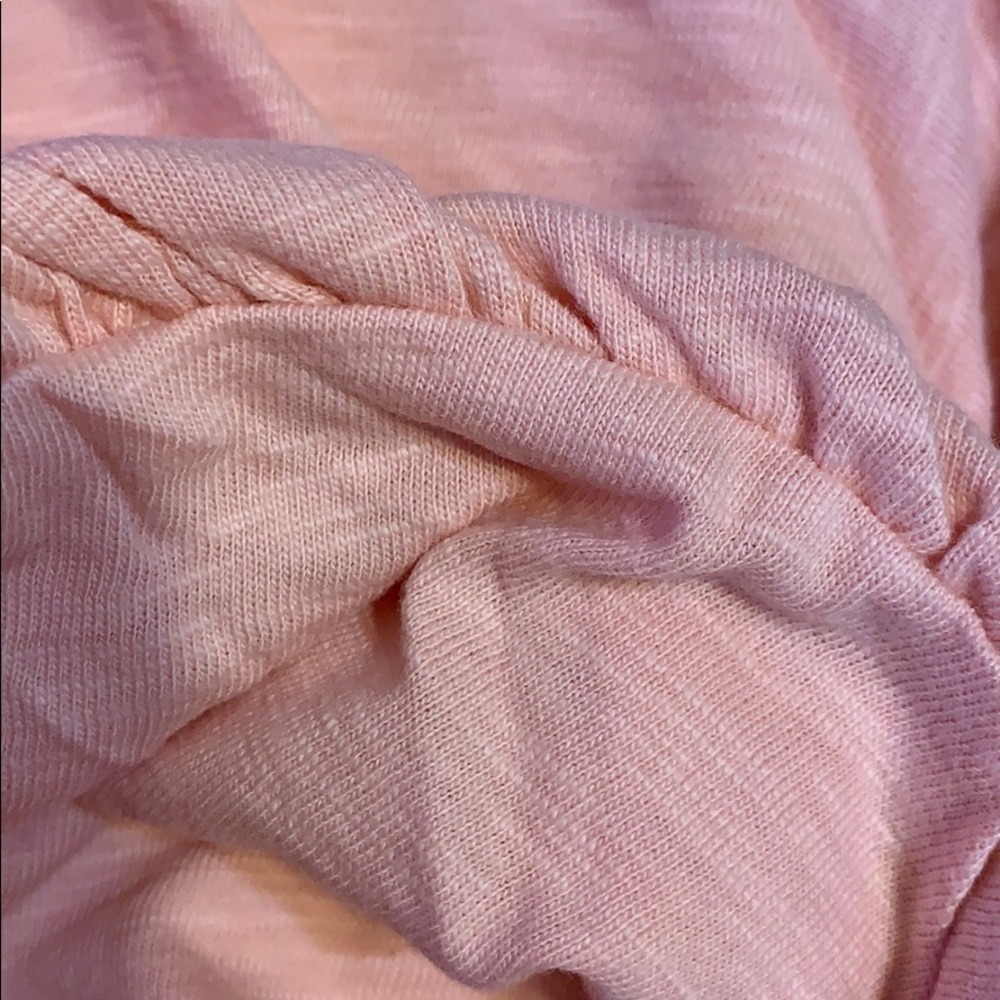 ❌DONATED❌Blush Pink Short Puff Sleeve Criss Cross V-neck Tunic Top - Picture 7 of 11